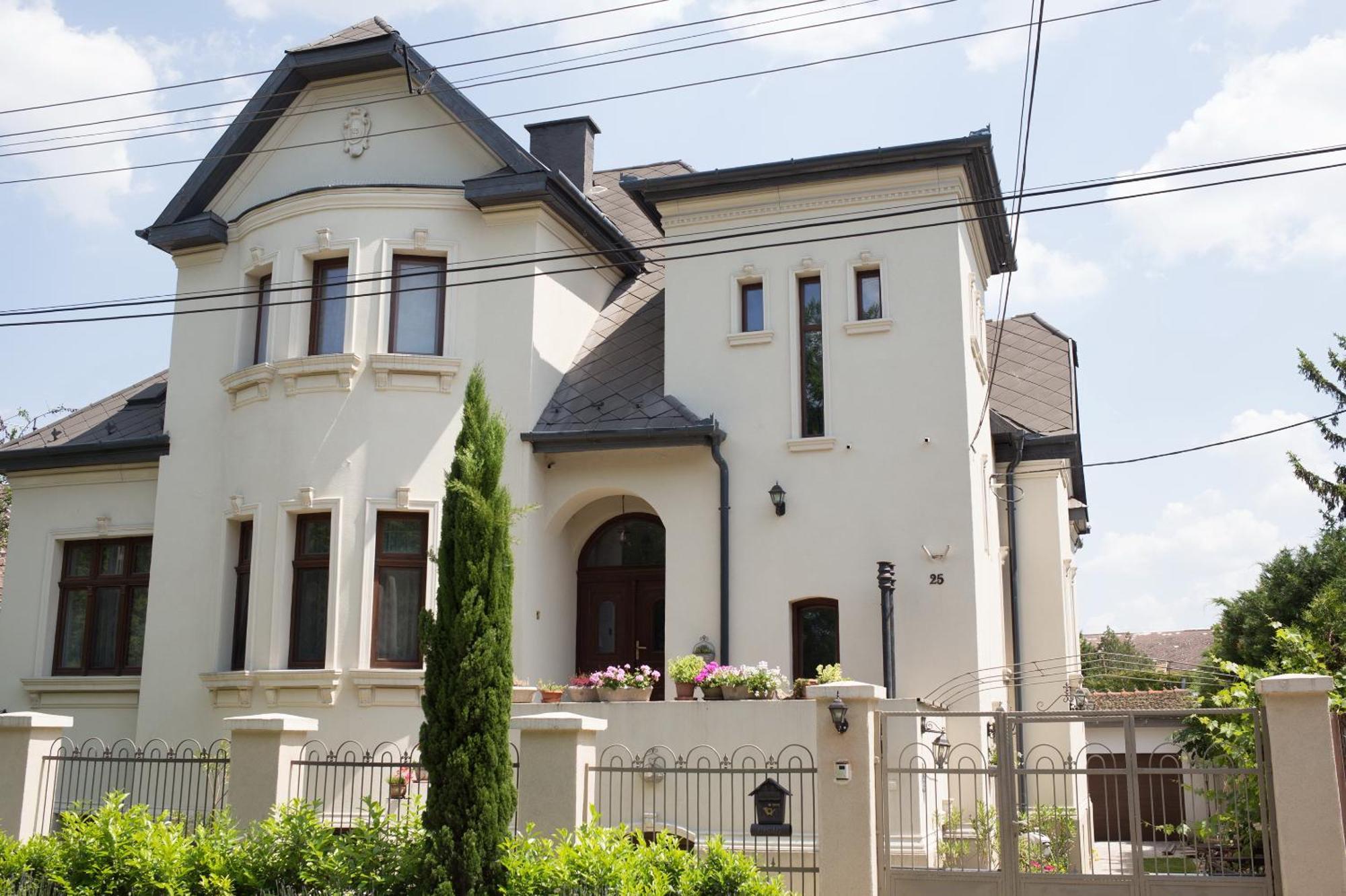 Kuria Apartman With Private Jacuzzi And Pool Budapest Extérieur photo