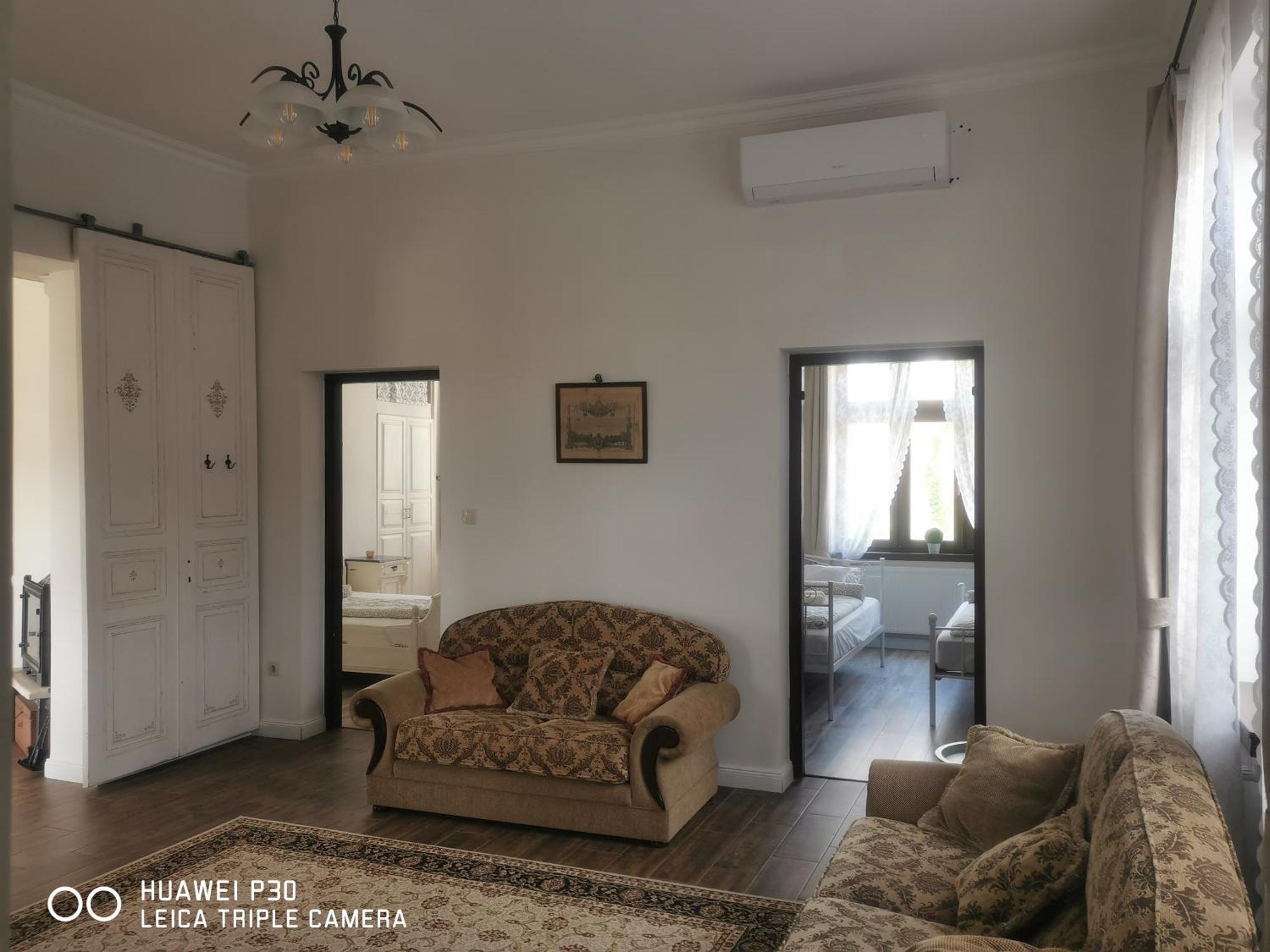 Kuria Apartman With Private Jacuzzi And Pool Budapest Extérieur photo