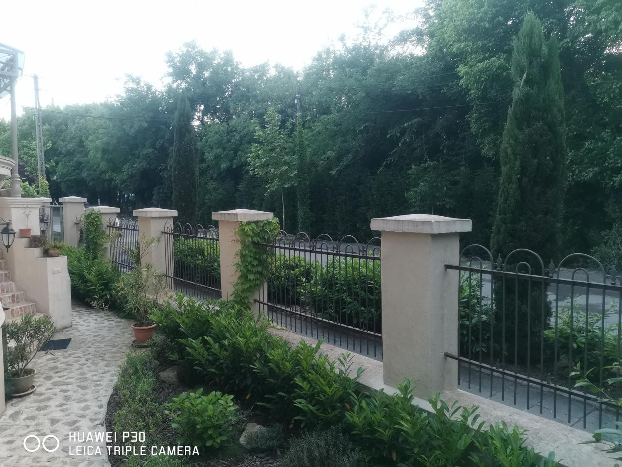 Kuria Apartman With Private Jacuzzi And Pool Budapest Extérieur photo