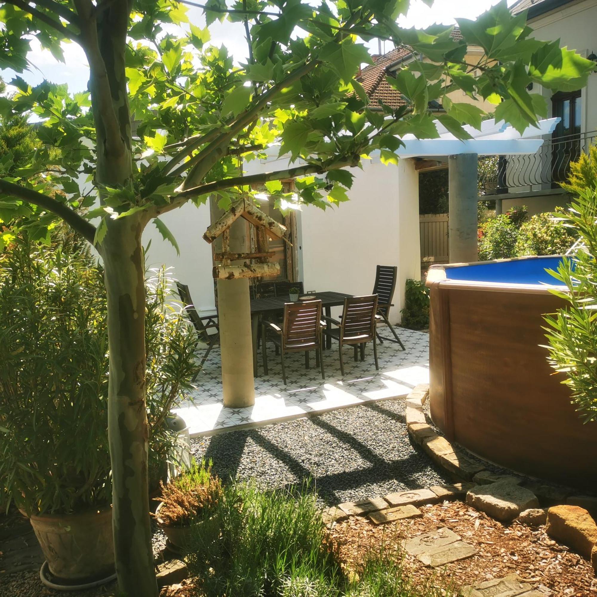 Kuria Apartman With Private Jacuzzi And Pool Budapest Extérieur photo